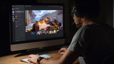 From Forums to Discord: How Communication in Online Gaming Has Evolved